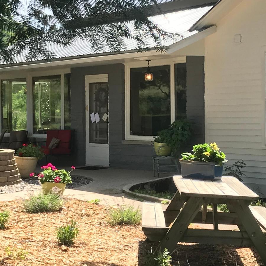 The Cottonwood Inn B&B Empire Eksteriør billede